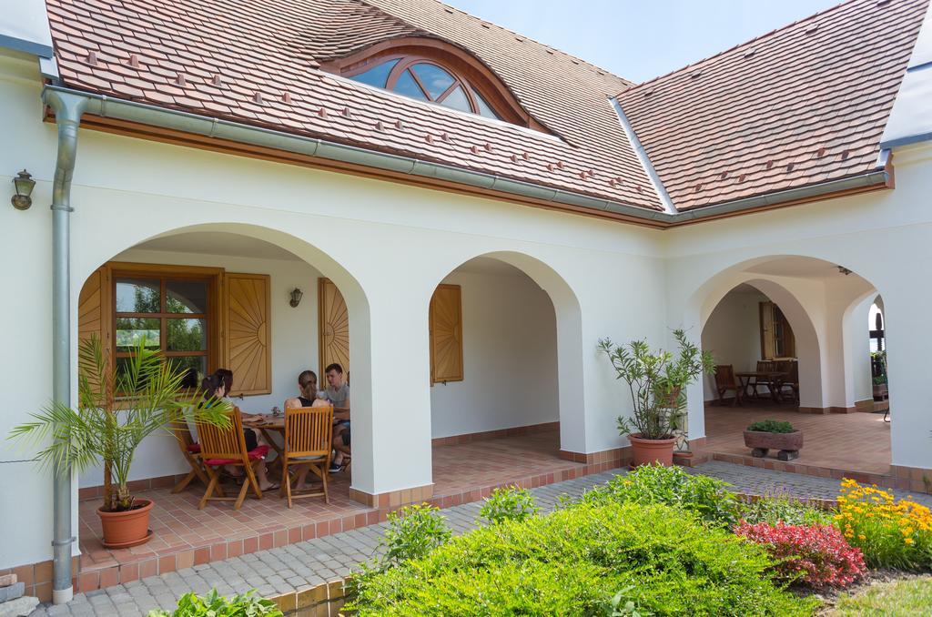Figula Vendégház Balatonfüred Extérieur photo